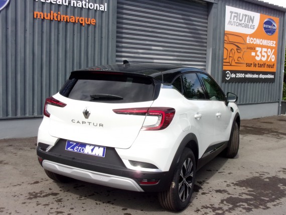 RENAULT CAPTUR Captur tce 90-006.jpg